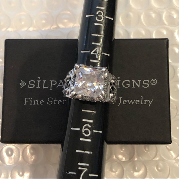 Silpada ‘Uptown’ Cubic Zirconia Sterling Ring R0981 - Picture 3 of 12